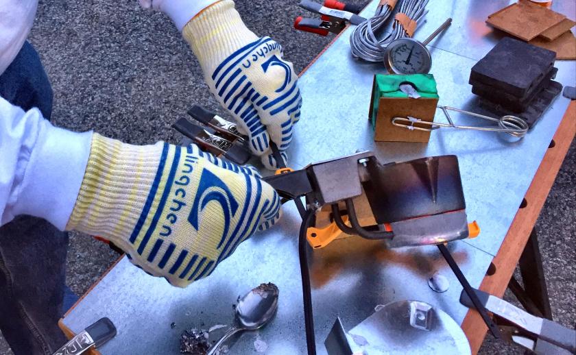 4 casting into molds from crucible