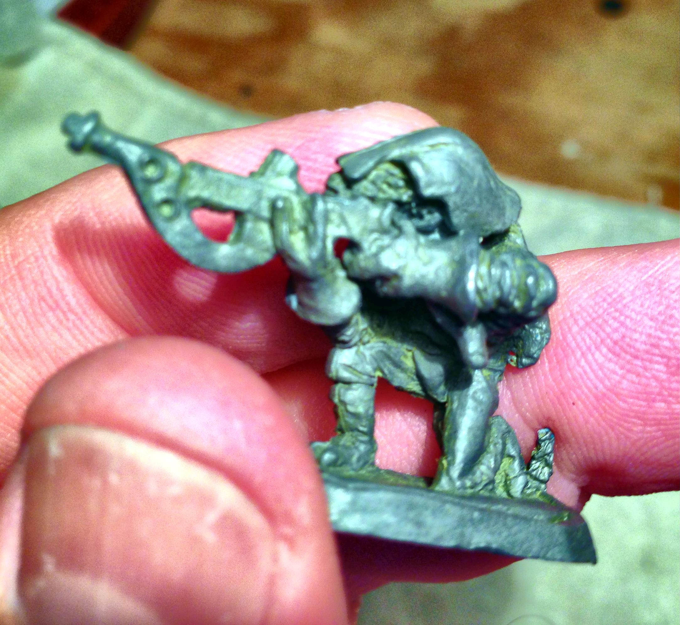 3-dragon-spawn-crouching-master-fig-left