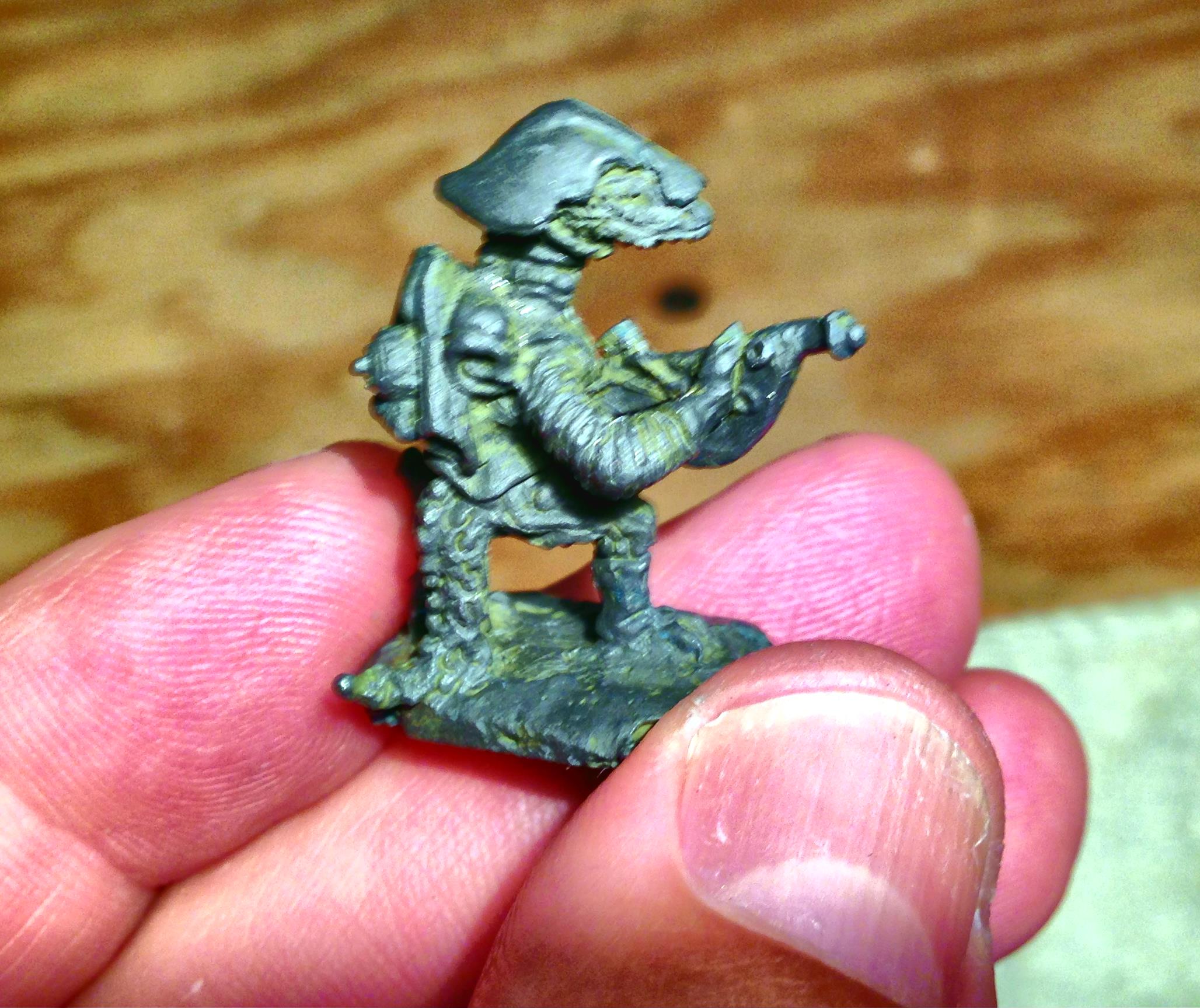 4-dragon-spawn-standing-master-fig-right-side