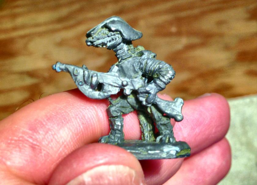 5-dragon-spawn-standing-master-fig-leftside