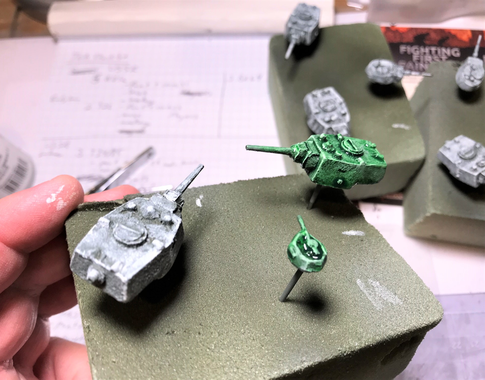 11 contrast after light green and Biel-tan