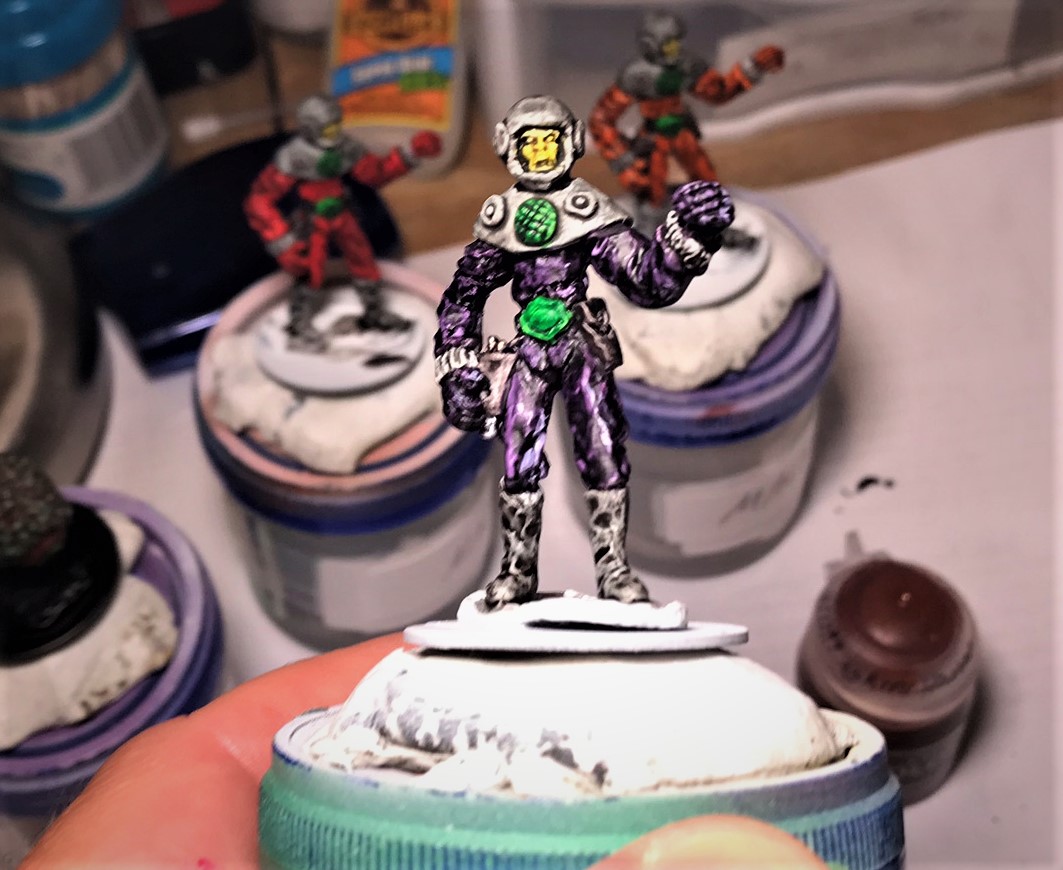 12 Macron in Shyish Purple