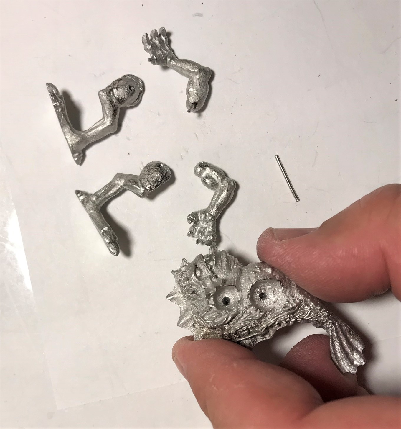 3 Garkkon unassembled with pins