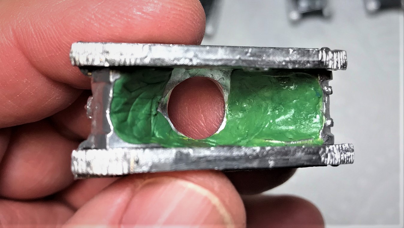 4 H39 Bottom Peter Pig assembled