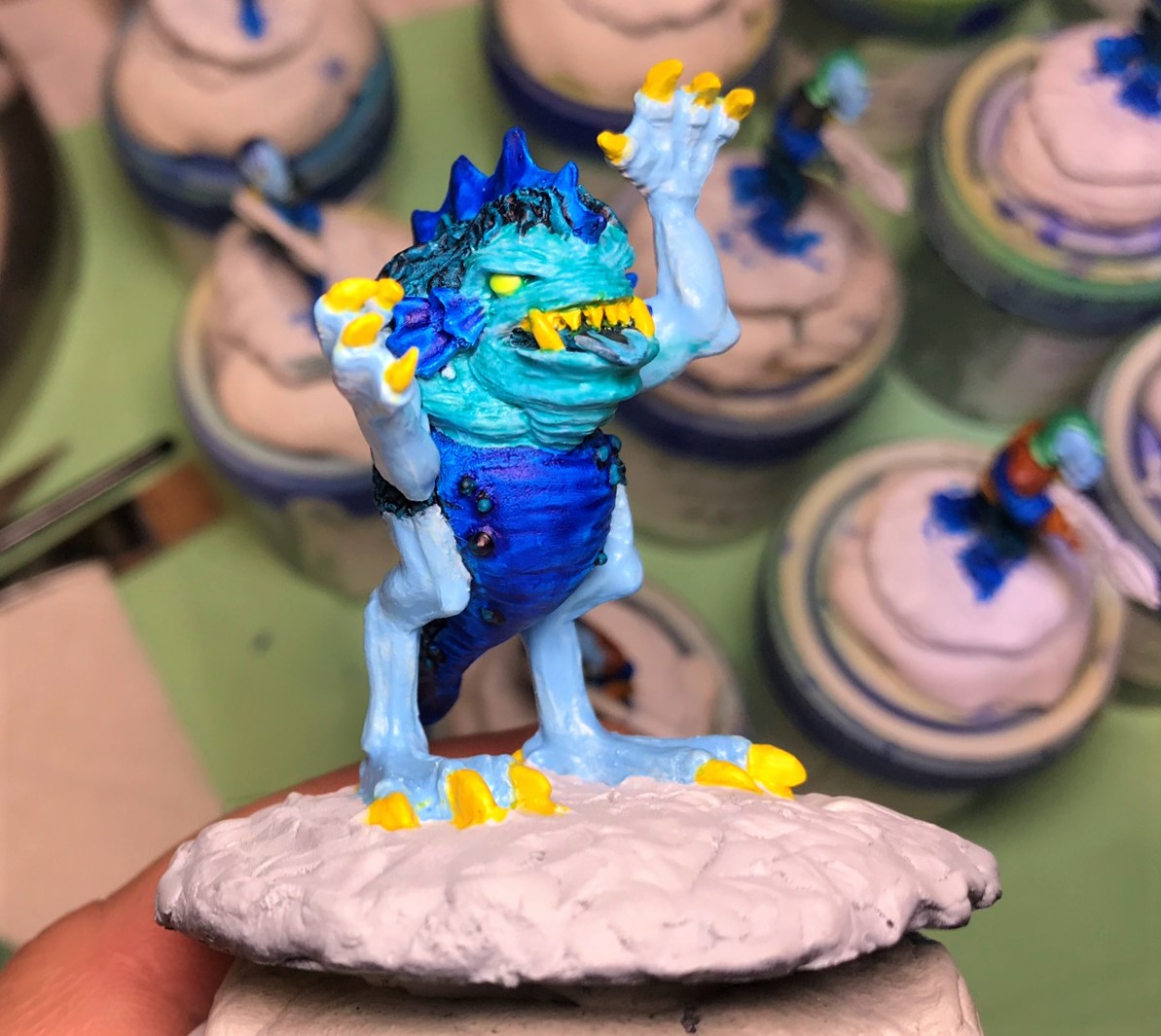 8 Garkkon applying Aethermatic Blue