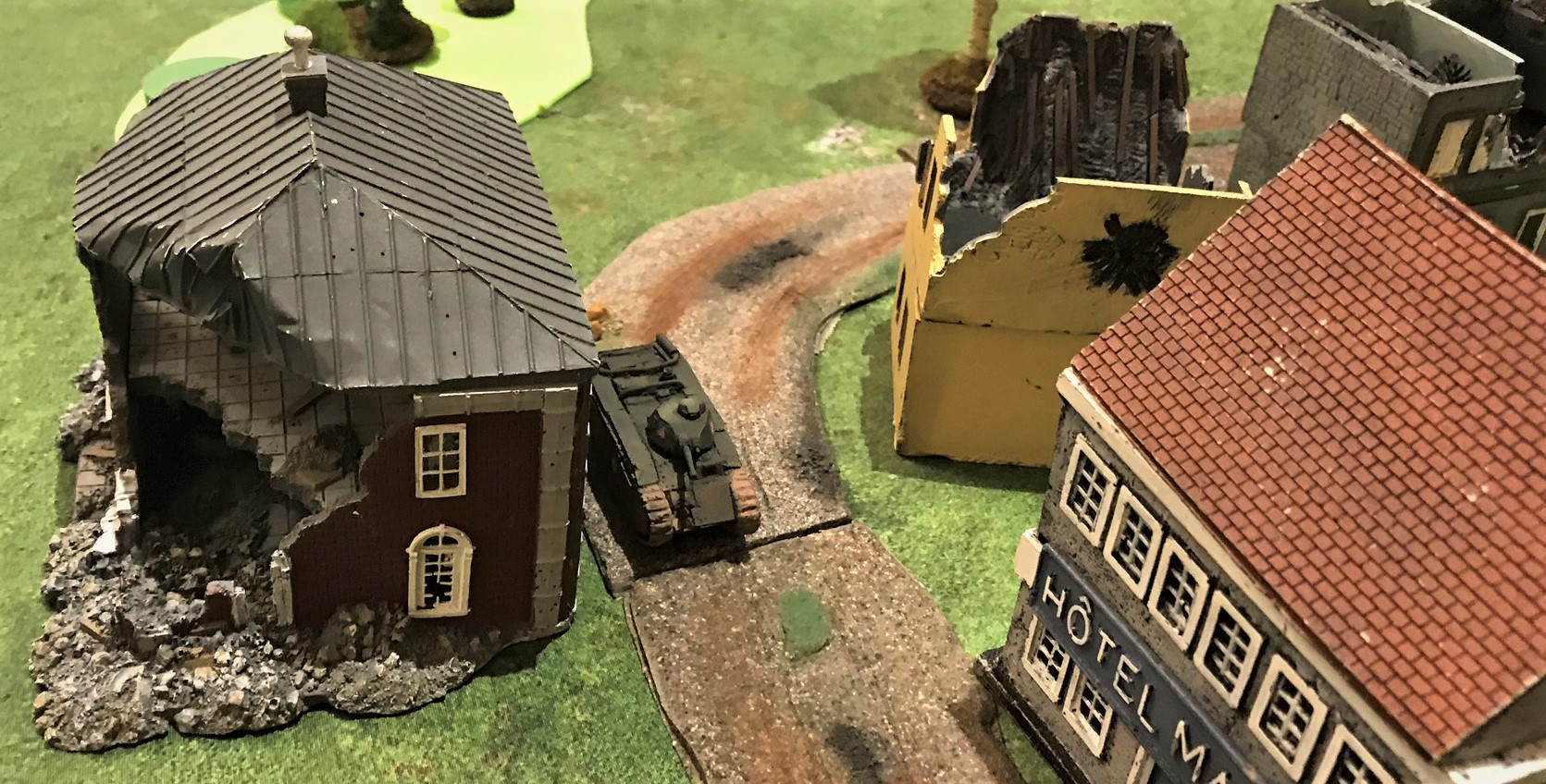 3 Char B1bis moves out in town