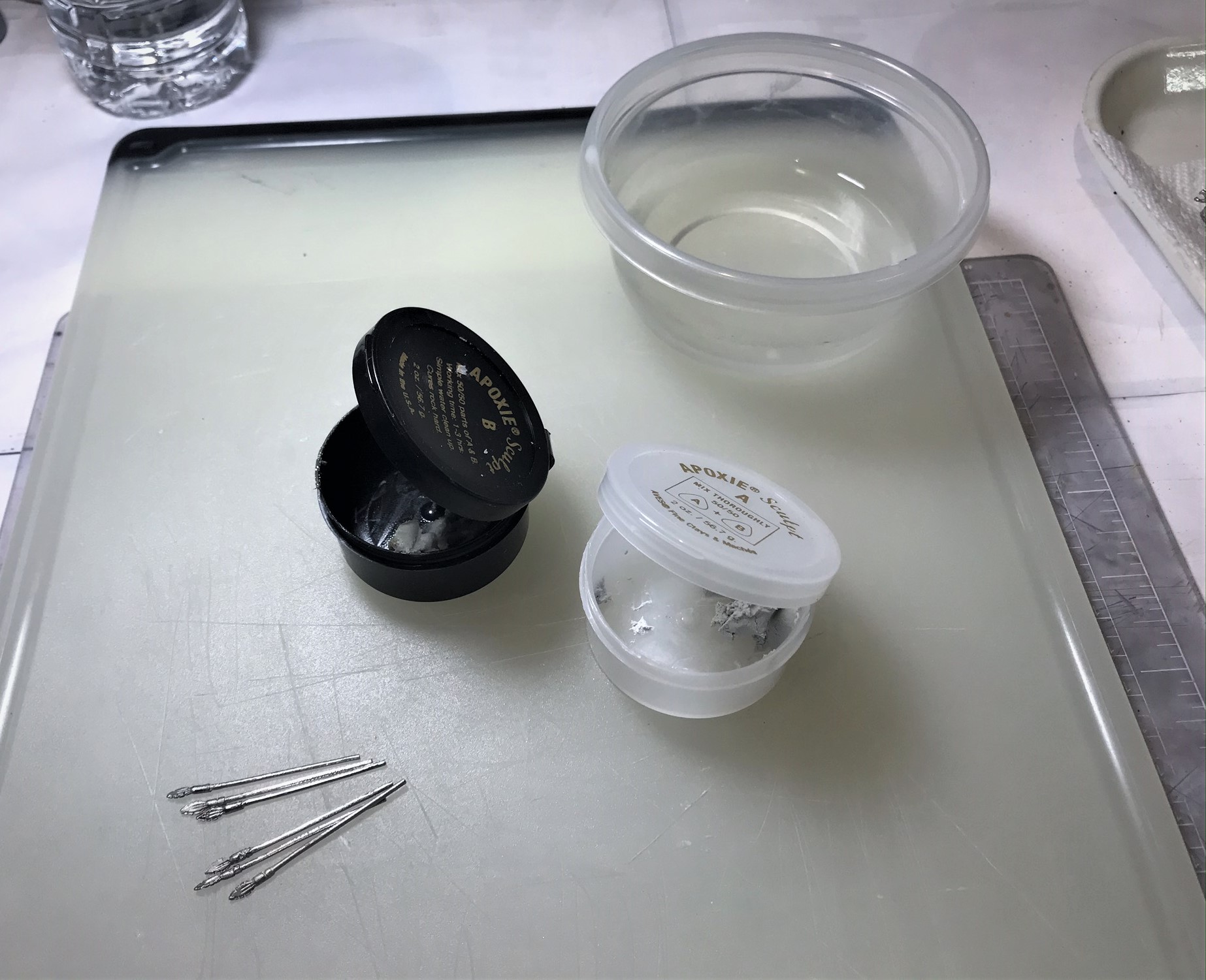 3 Tin Soldier 25AZ limp tepoztopilli Apoxie Sculpt